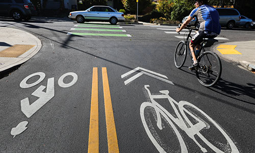 Of Portland’s initial seven crossbikes, the first one to appear was on 33rd Avenue at Going Street. Photo by Marcus Murray