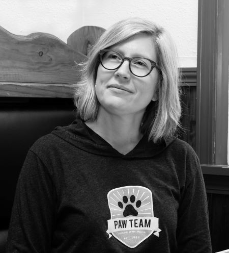 Veterinarian Margaret Wixson
